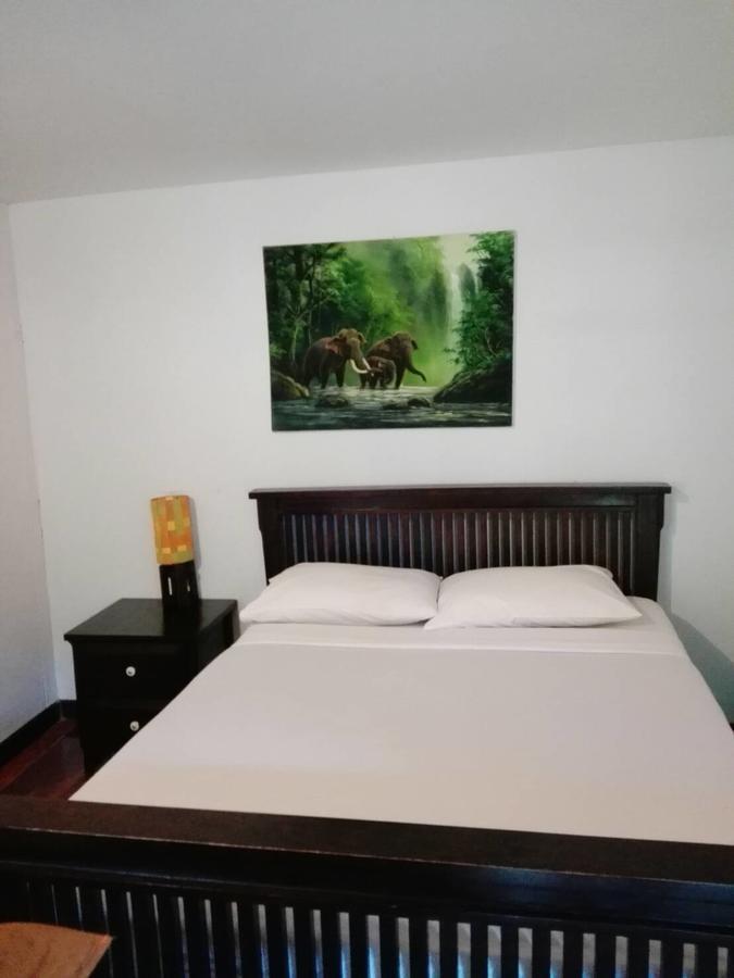 Smile House Boutique Hotel Chiang Mai Exterior photo