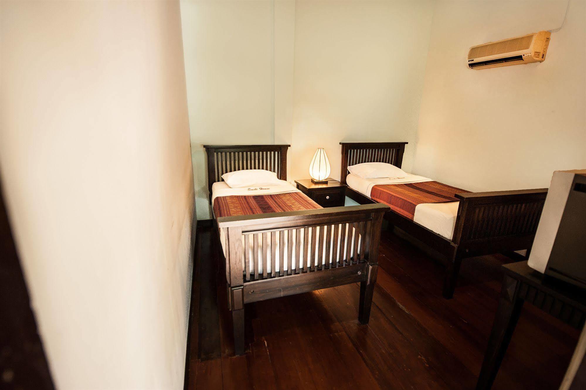 Smile House Boutique Hotel Chiang Mai Exterior photo