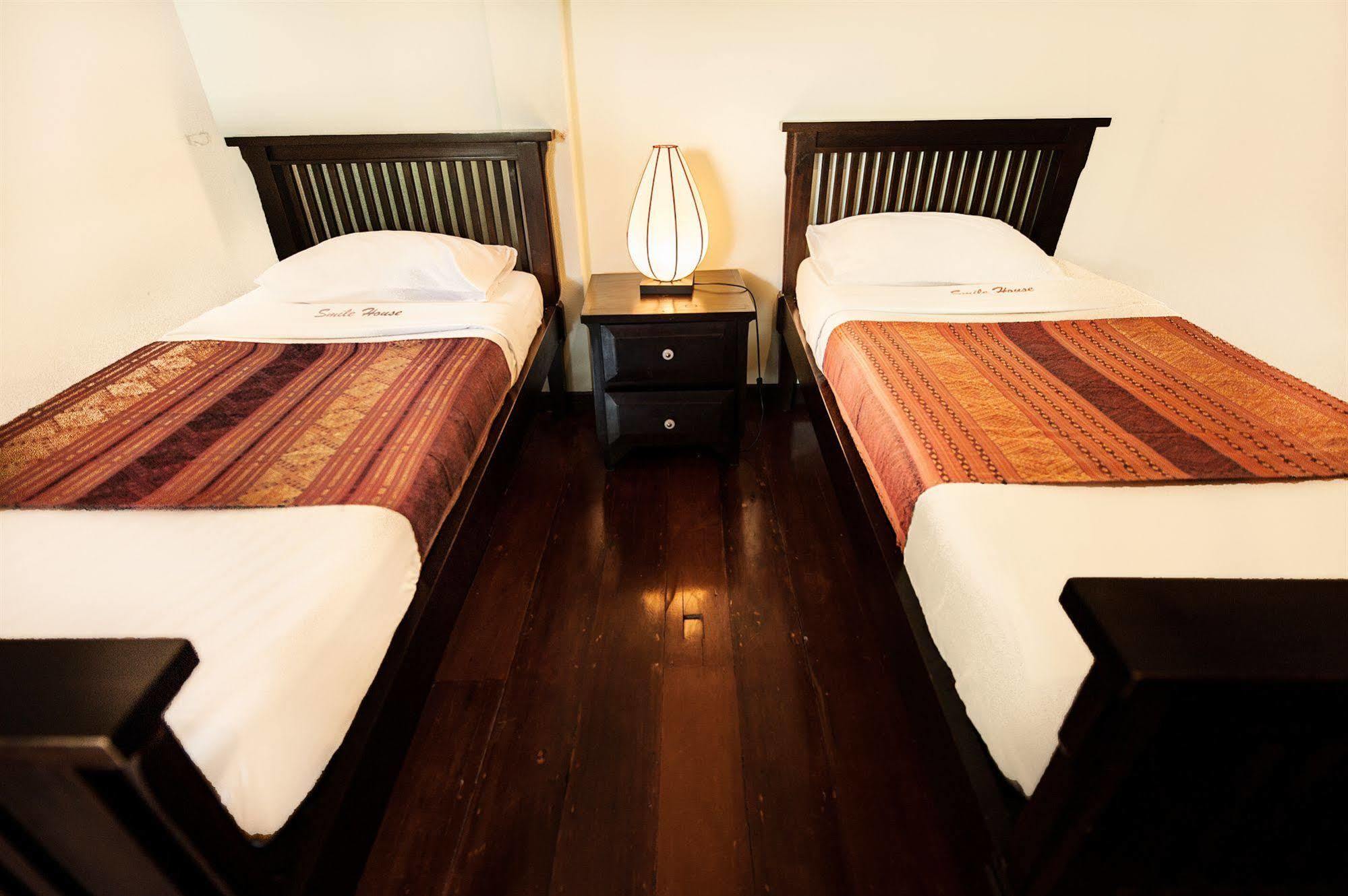 Smile House Boutique Hotel Chiang Mai Exterior photo