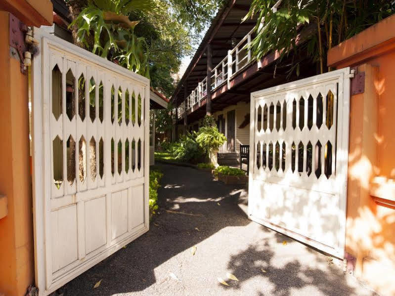 Smile House Boutique Hotel Chiang Mai Exterior photo