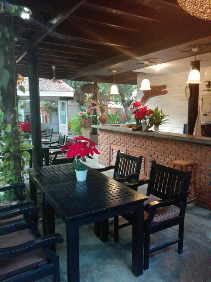 Smile House Boutique Hotel Chiang Mai Exterior photo